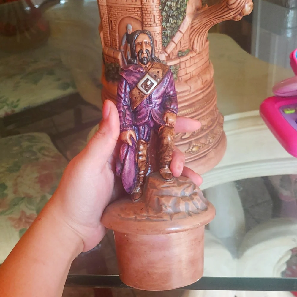 Cup - Picture 2 of 6